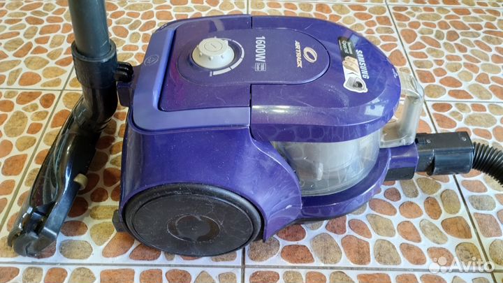 Пылесос с контейнером