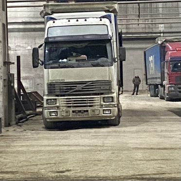 Седельный тягач Volvo FH12, 1998
