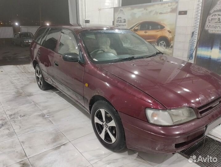 Toyota Caldina, 1996