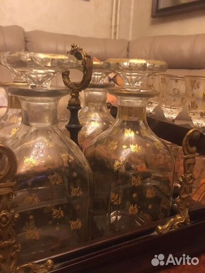 Антикварный набор стеклянной посуды