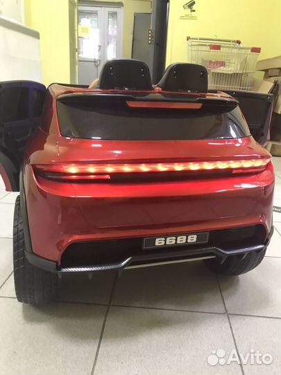 Электромобиль Mercedes Полный привод