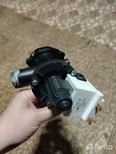 Стиральная машина indesit на запчасти