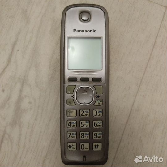 Телефон panasonic