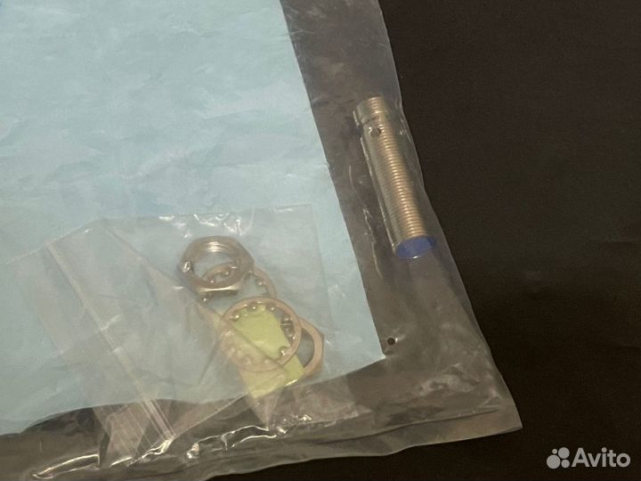 Contrinex DW-AS-623-M12-120 датчик, новый, 1 шт