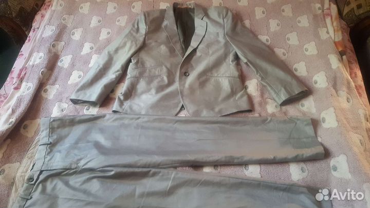 Костюм школьный