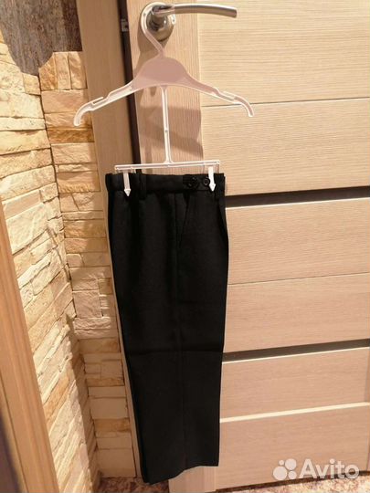 Новый костюм тройка на мальчика 92-98 размер