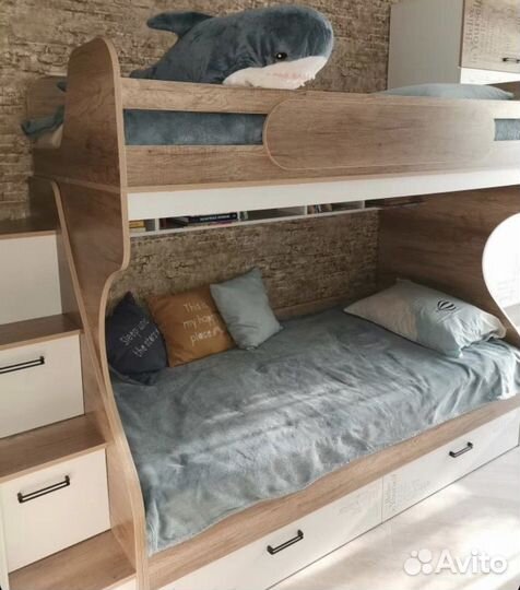 Двухъярусная кровать детская