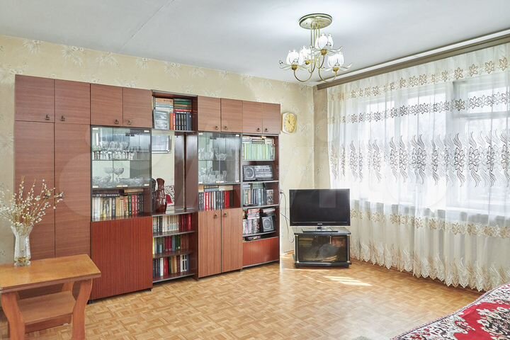 2-к. квартира, 52 м², 3/5 эт.