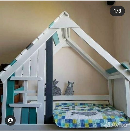 Детская кровать домик с окошком