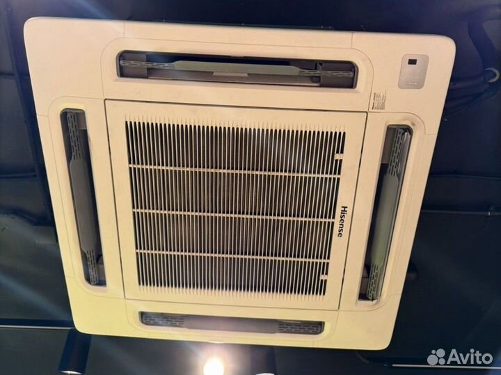 Кассетный кондиционер Hisense