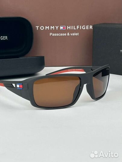 Солнцезащитные очки tommy hilfiger