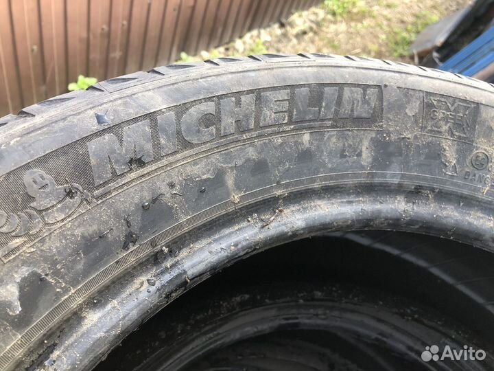 Michelin Latitude X-Ice 255/50 R19