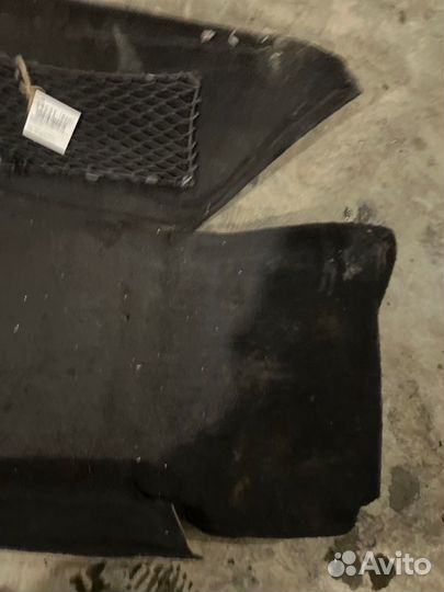 Ковровое покрытие пола Mercedes-Benz C-Class W203