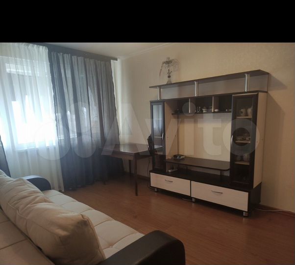 2-к. квартира, 43 м², 3/5 эт.