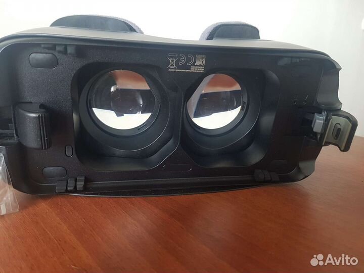 Очки виртуальной реальности gear vr oculus