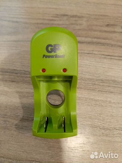 Зарядное устройство