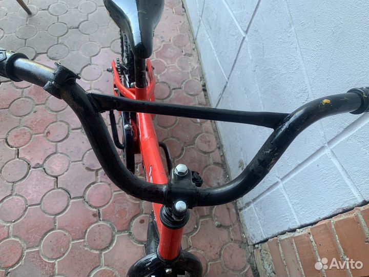 Велосипед R16