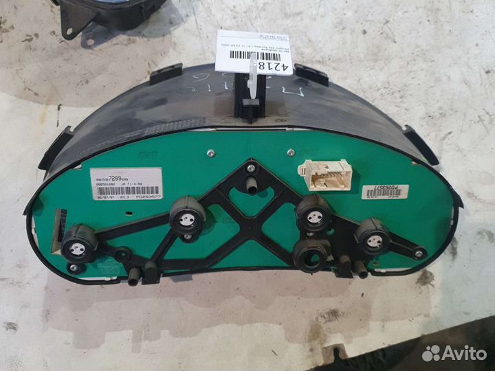 Приборная панель Peugeot 206