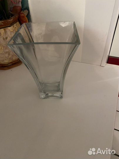 Хрустальная ваза