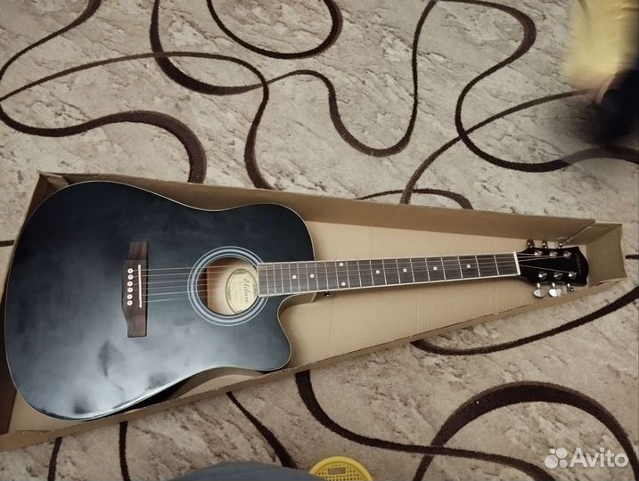 Гитара elitaro