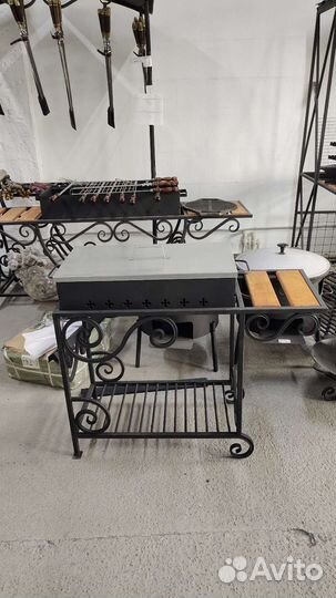 Мангал с крышкой