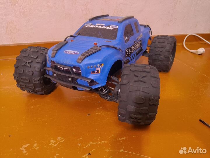 DHK Maximus радиоуправляемая машина