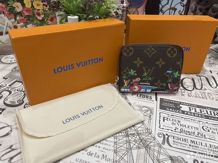 Кошелек мини Louis Vuitton