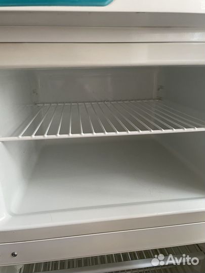 Холодильник stinol