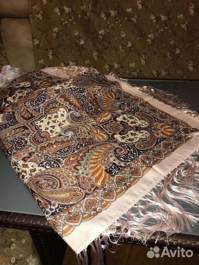 Павлопосадский платок шерсть