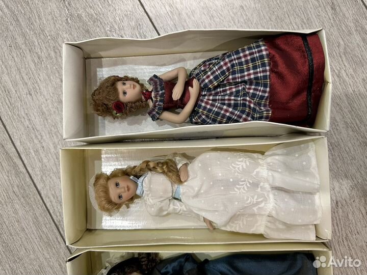 Кукла фарфоровая коллекционная