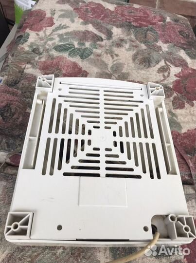 Электросушилка для рук Merida