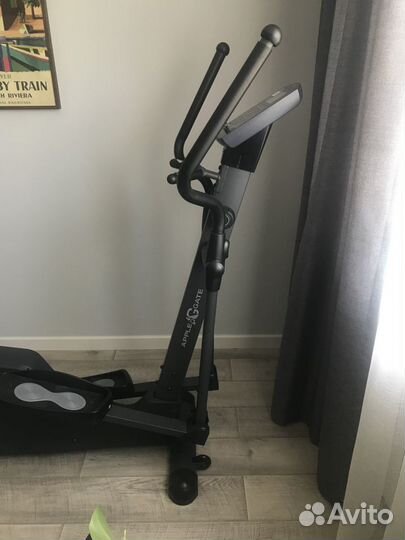 Эллиптический тренажер applegate E32 M