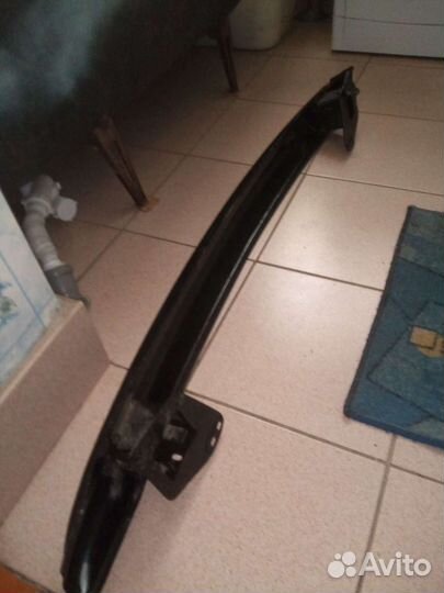 Усилитель заднего бампера WV Golf