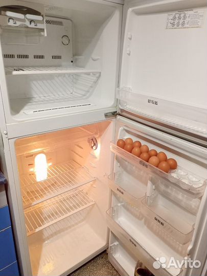 Холодильник на запчасти