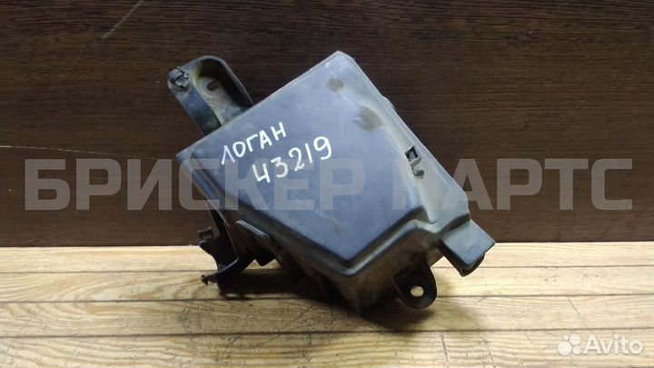 Корпус блока предохран. Рено Логан 1