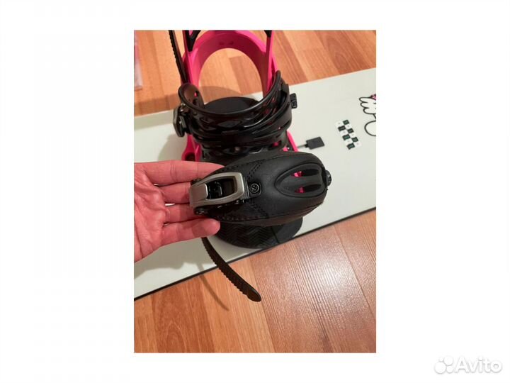 Сноуборд крепления burton mission EST pink