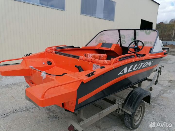 Лодка Aluton 430 DC