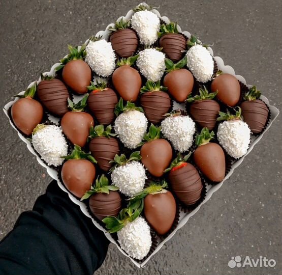 Клубника в Шоколаде, десерт к чаю в Казани