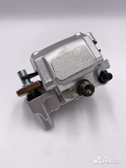 Суппорт передний правый brp g2 705600861