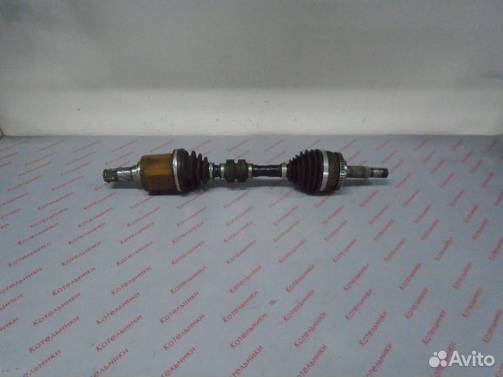 Nissan 39101-WF815 Вал приводной левый