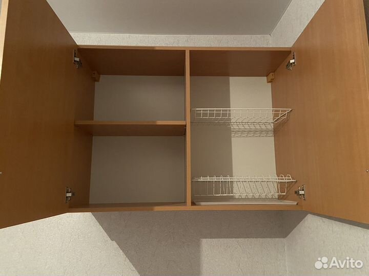 Настенная тумба и столешница