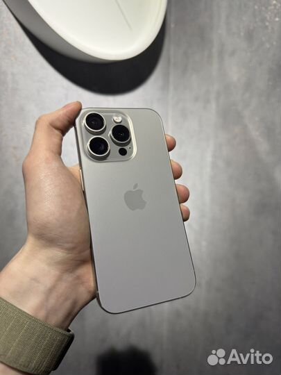 iPhone 15 Pro, 256 ГБ