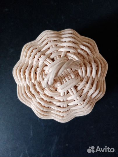 Колокольчик из ротанга