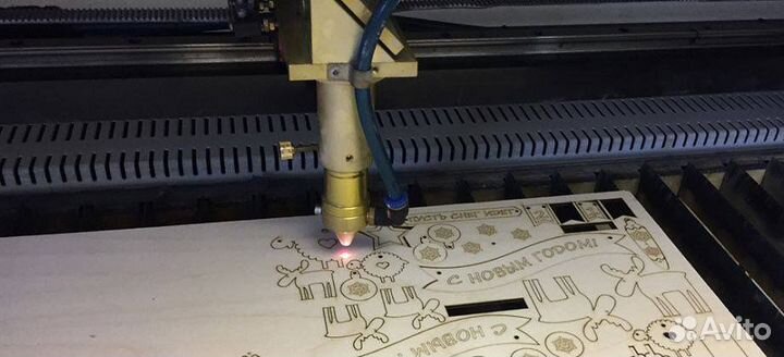 Лазерная резка фанеры гравировка