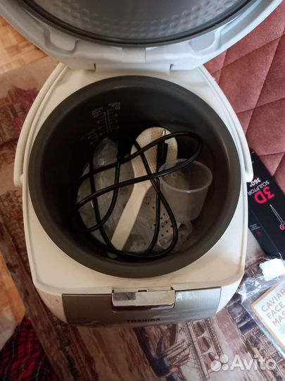 Мультиварка новая