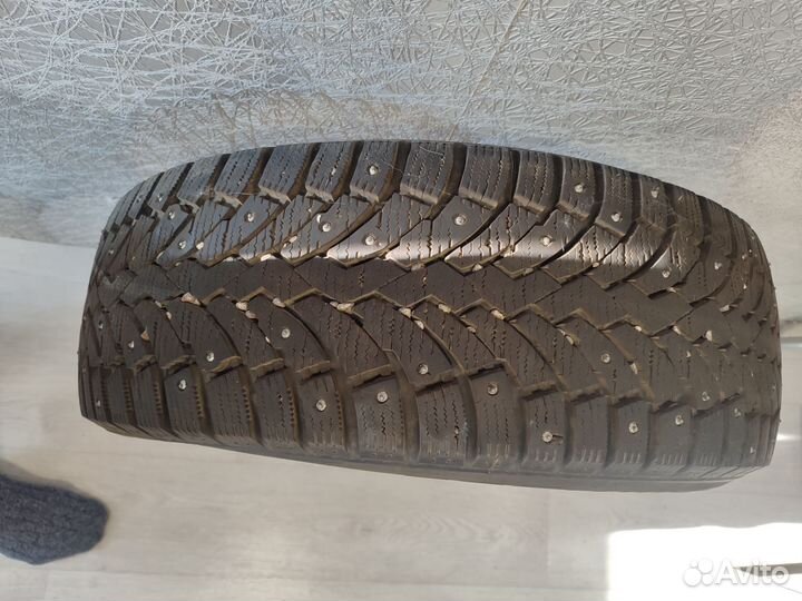 Formula Ice 215/60 R16 99S