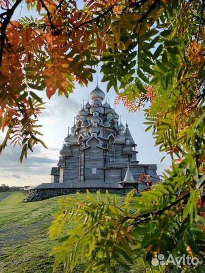 Катер на Кижи из деревни Оятевщина