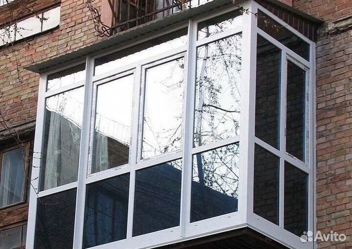 Остекление балконов и лоджий в рассрочку W6102