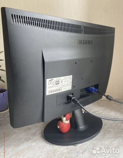 Монитор samsung syncmaster