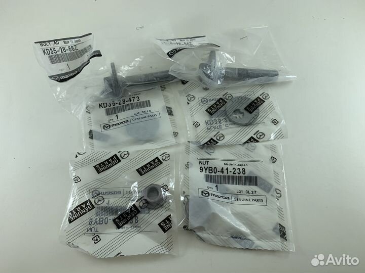 Болты сход развала Mazda комплект